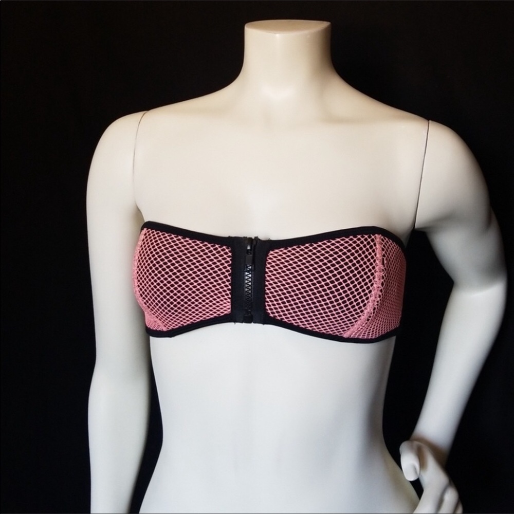 NWT bikini bathing suit strapless top. Zip front